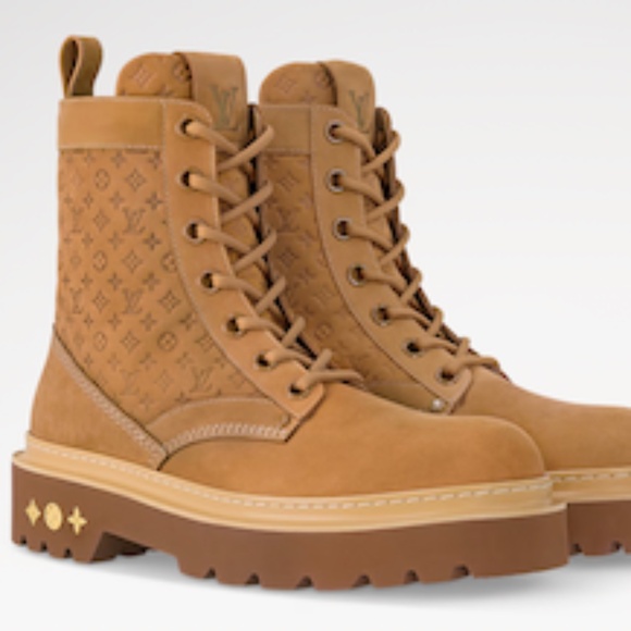 Louis Vuitton “LV Ranger” Boot — Beige / Nubuck Monogram - Picture 3 of 4